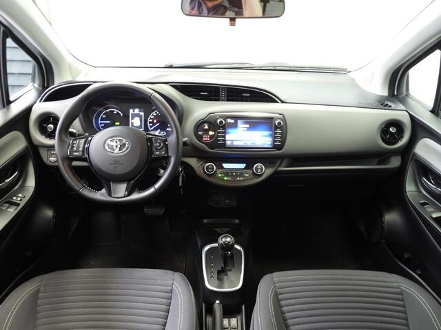 Toyota YARIS 1.5 Hybrid Active CLIMA/CAMERA/CRUISE/PDC!