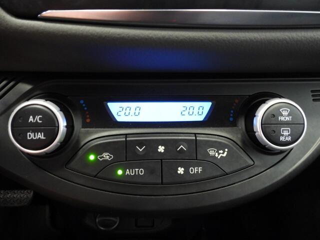 Toyota YARIS 1.5 Hybrid Active CLIMA/CAMERA/CRUISE/PDC!