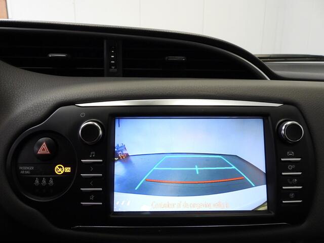 Toyota YARIS 1.5 Hybrid Active CLIMA/CAMERA/CRUISE/PDC!