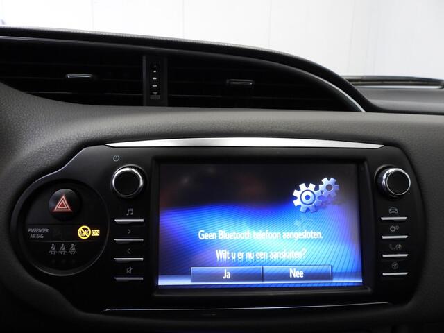 Toyota YARIS 1.5 Hybrid Active CLIMA/CAMERA/CRUISE/PDC!