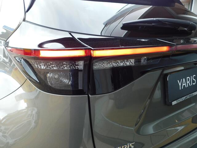 Toyota YARIS Cross 1.5 Hybrid Dynamic | Pano Dak | Elektr. achterklep | HUD