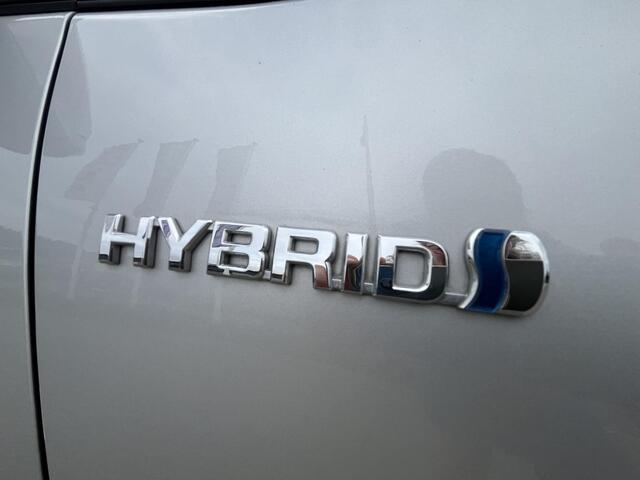 Toyota YARIS 1.5 Hybrid Active | AUTOMAAT | Navigatie | Camera | Cruise control | NAP | NIEUWSTAAT