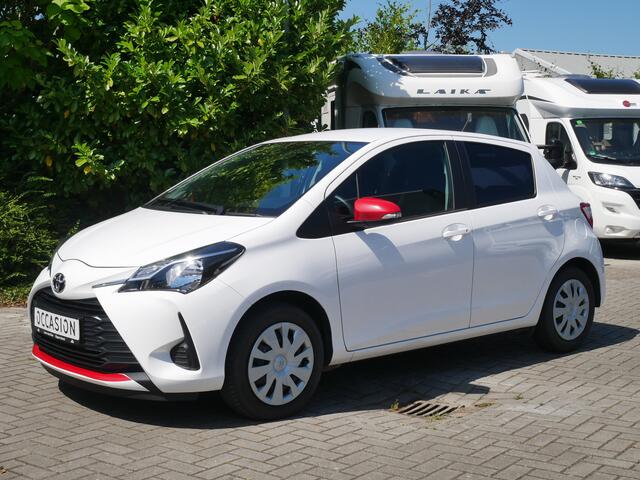 Toyota YARIS 1.5 VVT-i Young, 4-Cilinder, 6-Bak, Camera