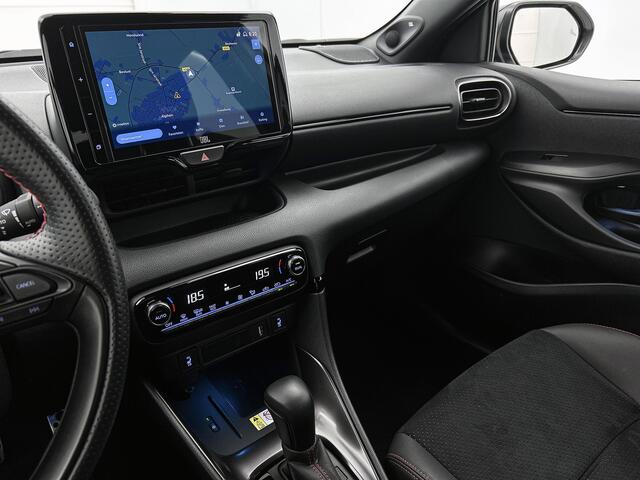 Toyota YARIS 1.5 Hybrid GR Sport Limited | JBL | Sportstoelen | Stoelverwarming | Blindspot | Navigatie |
