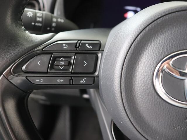 Toyota YARIS Cross 1.5 Hybrid Adventure I Navigatie I Climate Control I Cruise Control Adaptief I Camera I Treeplanken I