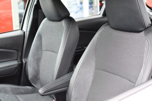 Toyota YARIS 1.5 Hybrid Executive Automaat 100pk | Navigatie | Keyless | Fietsendragerbeugel |