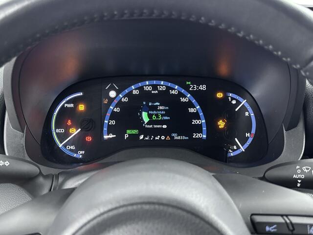 Toyota YARIS Cross 1.5 Hybrid Dynamic | Draadloos Apple carplay -/ Android Auto |