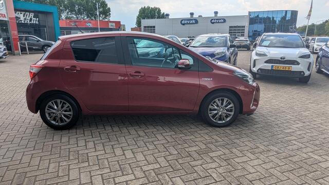 Toyota YARIS 1.5 Hybrid Dynamic