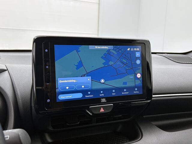 Toyota YARIS 1.5 Hybrid Executive Bi-Tone | JBL | Blindspot | Head up Display | Stoelverwarming | PDC voor en achter | Navigatie |