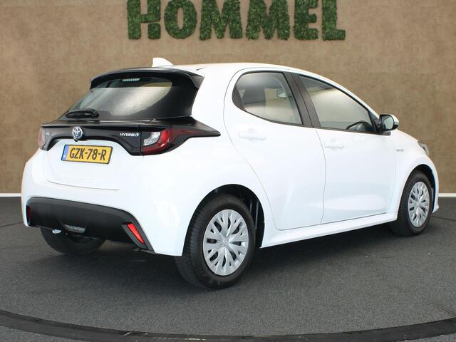 Toyota YARIS 1.5 Hybrid Active - NAVIGATIE - CLIMATE CONTROL - BLUETOOTH - APPLE CARPLAY/ ANDROID AUTO - ARMSTEUN VOOR - CAMERA - ADAPTIEVE CRUISE CONTROL - KEYLESS ENTRY/ START - DAB RADIO