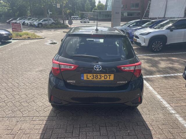 Toyota YARIS 1.5 Hybrid Dynamic | Navigatie | Camera | Dealer onderhouden | Garantie tot 02-2030