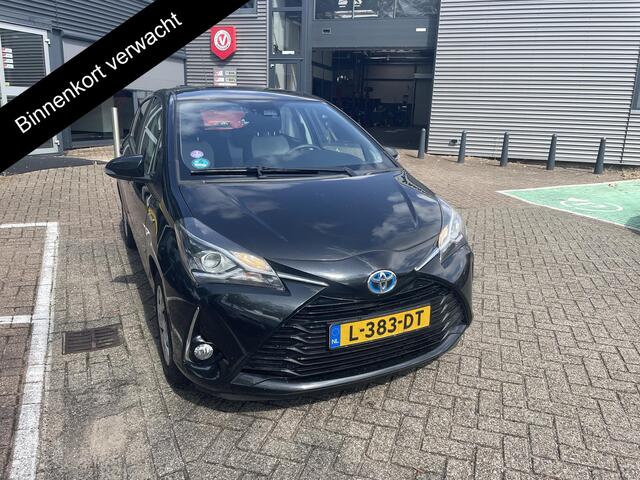 Toyota YARIS 1.5 Hybrid Dynamic | Navigatie | Camera | Dealer onderhouden | Garantie tot 02-2030