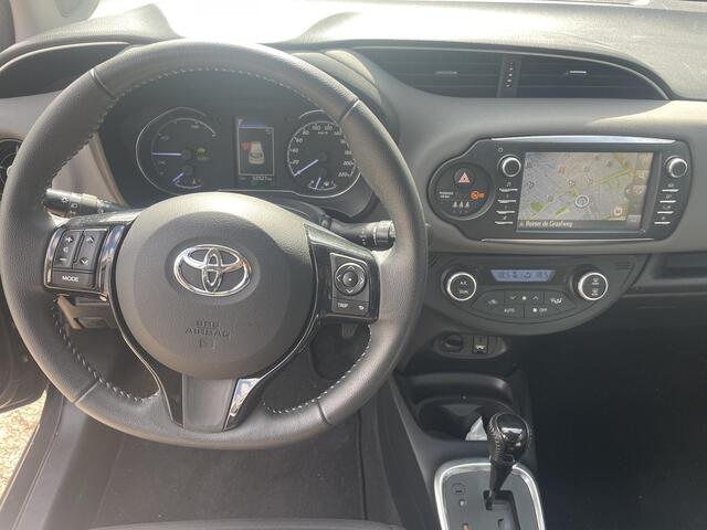 Toyota YARIS 1.5 Hybrid Dynamic | Navigatie | Camera | Dealer onderhouden | Garantie tot 02-2030