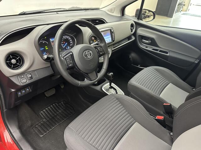 Toyota YARIS 1.5 Hybrid Aspiration Automaat | Cam Achter | Heel zuinig | NL auto | Complete historie
