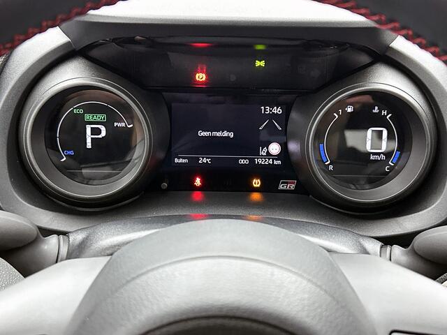 Toyota YARIS 1.5 Hybrid GR Sport Limited | Navi | Dodehoekdetectie | Lichtmetalen Velgen | Metaallak |