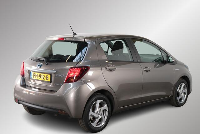 Toyota YARIS 1.5 Hybrid Trend