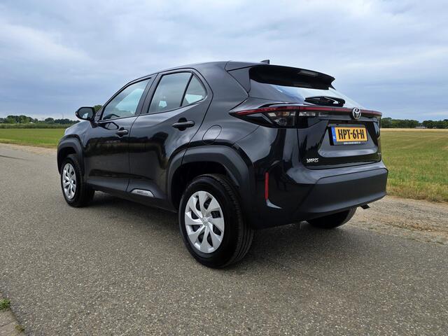 Toyota YARIS Cross 1.5 Hybrid - 95 Pk - Euro 6 - Navi - ParkeerCamera - AppleCarplay AndroidAuto