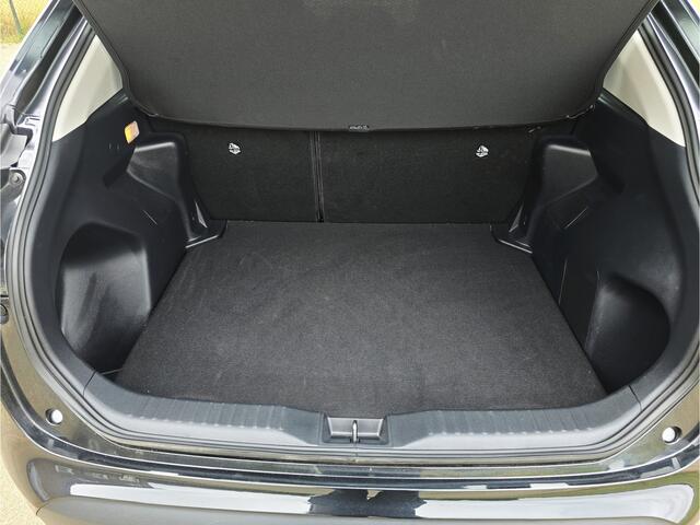 Toyota YARIS Cross 1.5 Hybrid - 95 Pk - Euro 6 - Navi - ParkeerCamera - AppleCarplay AndroidAuto