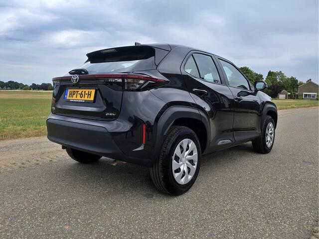 Toyota YARIS Cross 1.5 Hybrid - 95 Pk - Euro 6 - Navi - ParkeerCamera - AppleCarplay AndroidAuto
