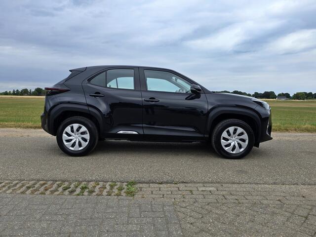 Toyota YARIS Cross 1.5 Hybrid - 95 Pk - Euro 6 - Navi - ParkeerCamera - AppleCarplay AndroidAuto