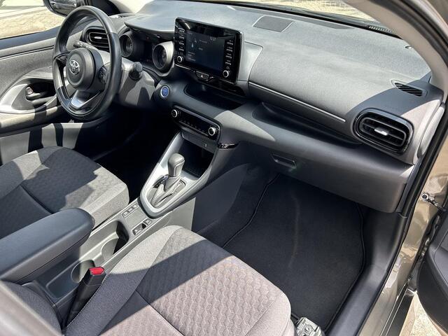 Toyota YARIS 1.5 Hybrid Dynamic, Apple Carplay, Camera