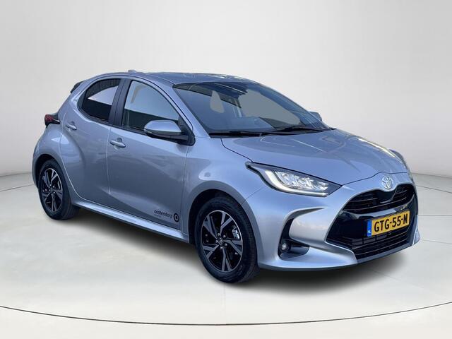 Toyota YARIS 1.5 Hybrid 115 First Edition **NAVIGATIE/ PARKEERCAMERA/ APPLE CARPLAY/ ADAPTIVE CRUISE CONTROL**