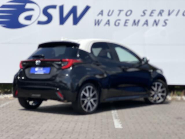 Toyota YARIS 1.5 Hybrid Launch Edition | HUD | 17 inch | Camera | Carplay
