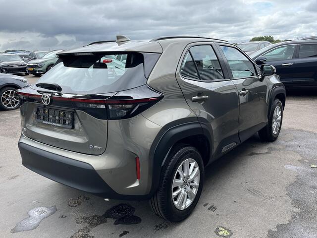 Toyota YARIS Cross 1.5 Hybrid 115 Dynamic Parkeersensoren, Stoelverwarming, Smart Key, Apple Carplay en/of Android auto navigatie, Adaptieve cruise control, Achteruitrijcamera