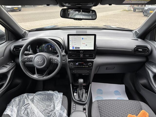 Toyota YARIS Cross 1.5 Hybrid 130 Dynamic NIEUW! / Winterpakket / Apple/Android Carplay / Camera / Adaptive Cruise Control / Stoel en stuurwielverwarming