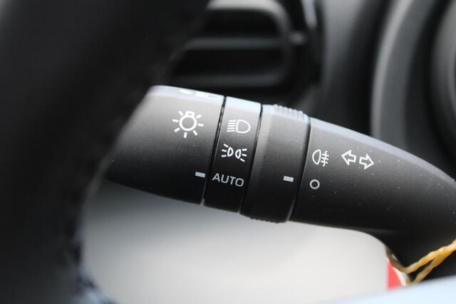 Toyota YARIS Cross 1.5 Hybrid Active Automaat, Airco, Adaptive CruiseControl, Achteruitrijcamera, 16"inch LM velgen