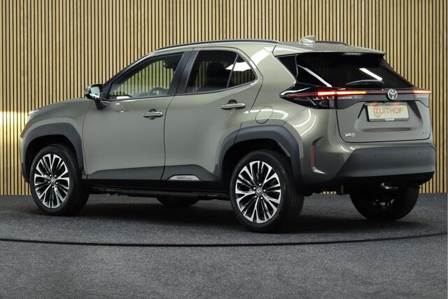 Toyota YARIS Cross 1.5 Hybrid 130 Executive Premium Pack | Facelift | Adaptive-cruise | Leder | Elek. Achterklep | Dodehoekdetectie | Apple Carplay & Android Auto | Safety-pakket | Camera | Keyless