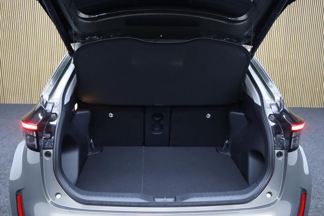 Toyota YARIS Cross 1.5 Hybrid 130 Executive Premium Pack | Facelift | Adaptive-cruise | Leder | Elek. Achterklep | Dodehoekdetectie | Apple Carplay & Android Auto | Safety-pakket | Camera | Keyless