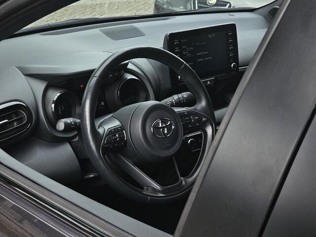 Toyota YARIS 1.5 Hybrid Launch Edition / CARPLAY / CAMERA