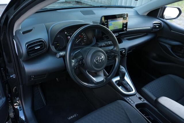Toyota YARIS 1.5 Hybrid 115 Active, Navi, Keyless, Camera
