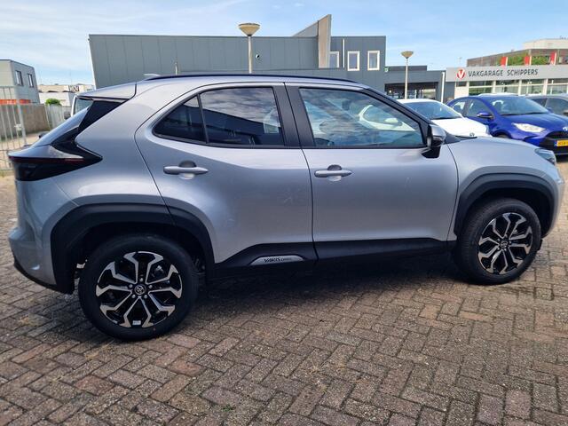 Toyota YARIS Cross 1.5 Hybrid 115 First Edition nieuwe auto!!