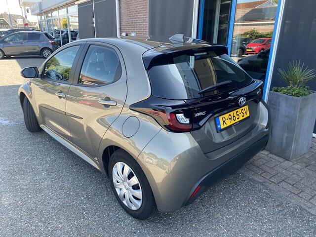 Toyota YARIS 1.5 Hybrid Active