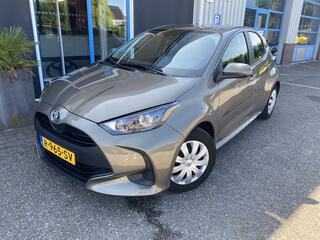 toyota-yaris-1.5-hybrid-active