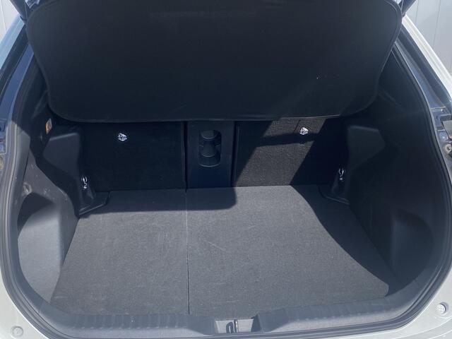 Toyota YARIS Cross 1.5 Hybrid Adventure NL Auto Dealer Onderhouden HUD JBL Stoel Stuur Verwarmd