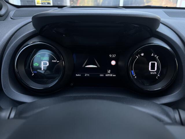 Toyota YARIS 1.5 Hybrid Executive GRATIS Afleverpakket! | Trekhaak | Head-Up-Display | Achteruitrijcamera |