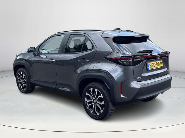 Toyota YARIS Cross 1.5 Hybrid 115 First Edition | Navigatie | Apple CarPlay/Android auto | Achteruitrijcamera | Stuur en stoelverwarming