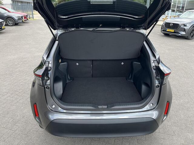 Toyota YARIS Cross 1.5 Hybrid 115 First Edition | Navigatie | Apple CarPlay/Android auto | Achteruitrijcamera | Stuur en stoelverwarming