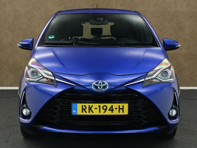 Toyota YARIS 1.5 Hybrid Premium - ACHTERUITRIJ CAMERA - KEYLESS ENTRY & START - CLIMATE CONTROL - ELEKTRISCH VERSTELBARE BUITENSPIEGELS - VOORSTOELEN VERWARMD