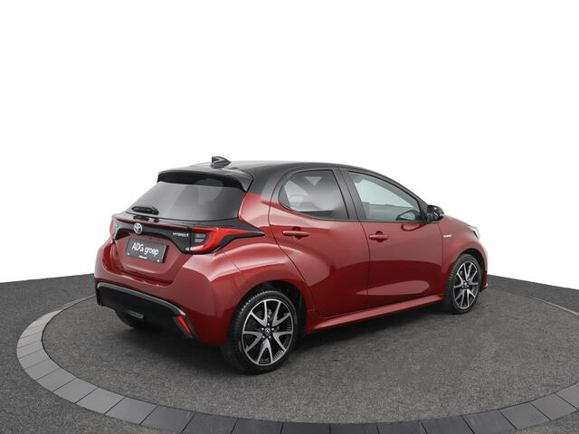 Toyota YARIS 1.5 Hybrid | Bi-tone | Stoelverwarming | Leder-stof bekleding | Keyless |