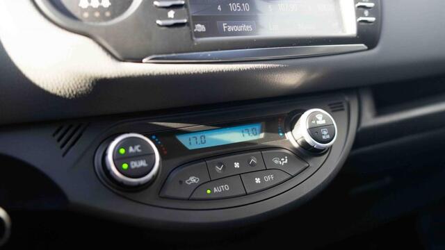 Toyota YARIS 1.5 Hybide Active | Automaat | Achteruitrij