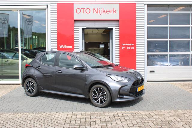 Toyota YARIS 1.5 Hybrid First Edition *Met Trekhaak!*