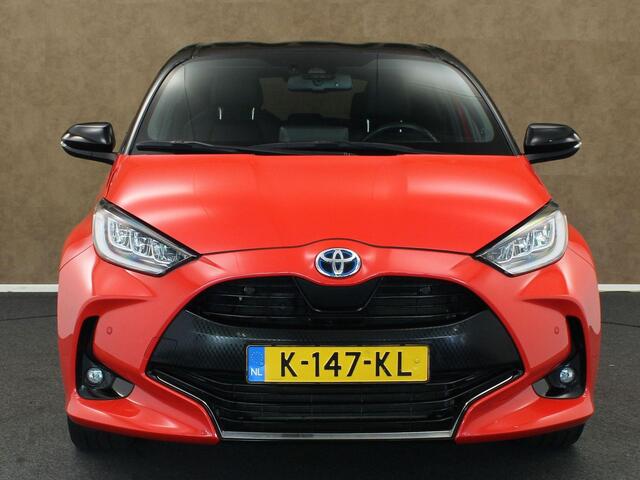 Toyota YARIS 1.5 Hybrid Launch Edition - ORIGINEEL NEDERLANDSE AUTO - PARKEERSENSOREN VOOR EN ACHTER - HEAD-UP DISPLAY - DODEHOEK DETECTIE - JBL GELUIDSINSTALLATIE - KEYLESS ENRTY & START - DRAADLOZE TELEFOONLADER