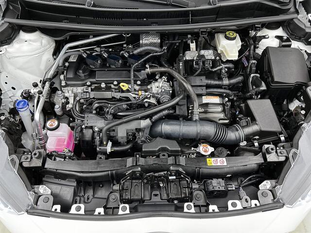 Toyota YARIS 1.5 Hybrid 115 Business Plus | LM velgen |