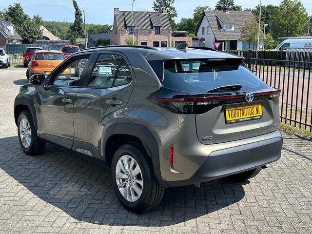Toyota YARIS Cross 1.5 Hybrid 115 Business Plus | Head Up | Apple Carplay | Elektrische Achterklep | Stoel & Stuurverwarming | Navigatie |