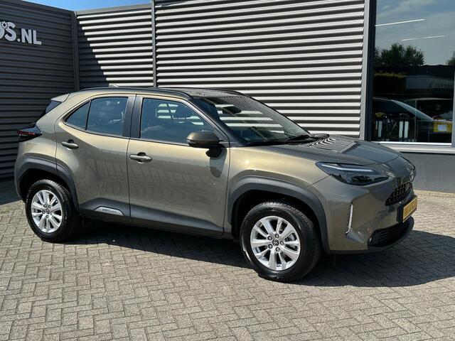 Toyota YARIS Cross 1.5 Hybrid 115 Business Plus | Head Up | Apple Carplay | Elektrische Achterklep | Stoel & Stuurverwarming | Navigatie |