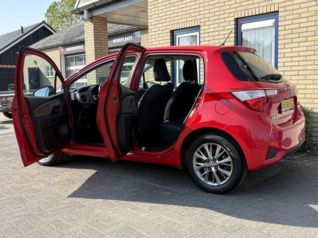 Toyota YARIS 1.5 VVT-i 62000 KM-CRUISE-NAVI- CAMERA-BLUETOOTH